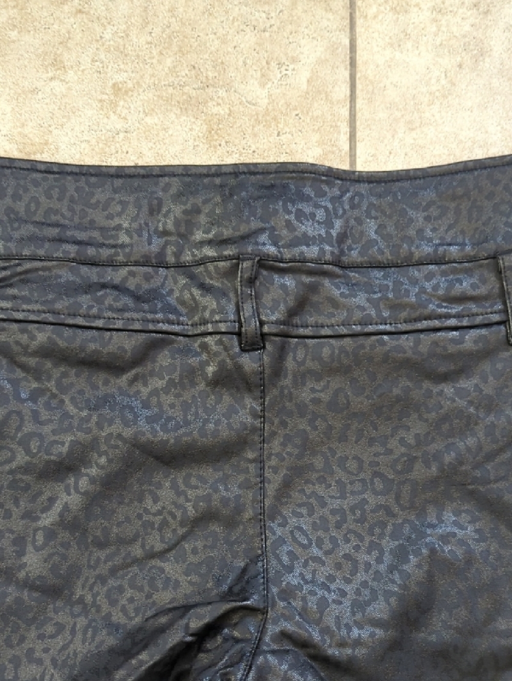 Ramisu Black Leopard-Print High-Waist Faux Leather Shorts with Zip Details - Picture 7 of 11